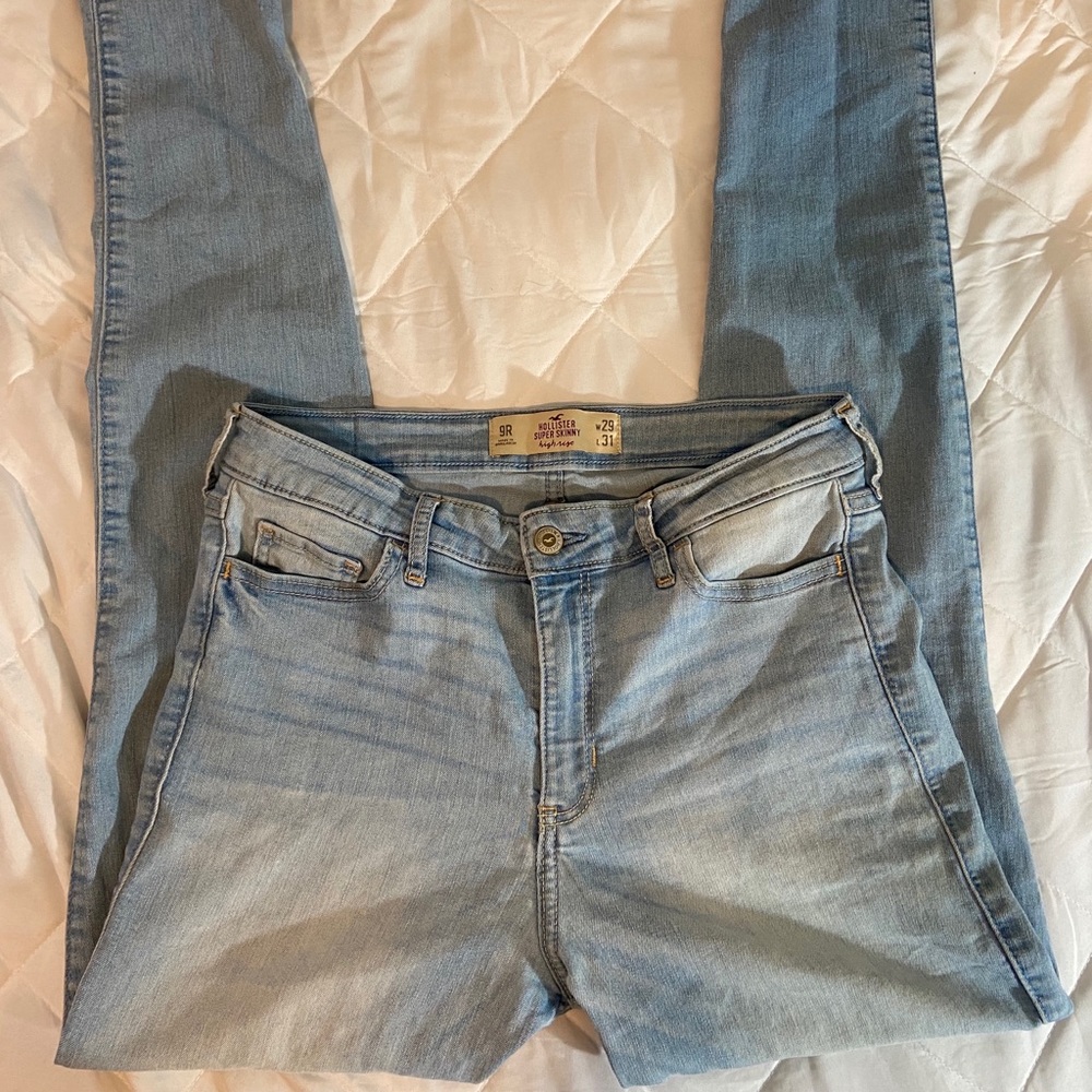 Hollister Jeans